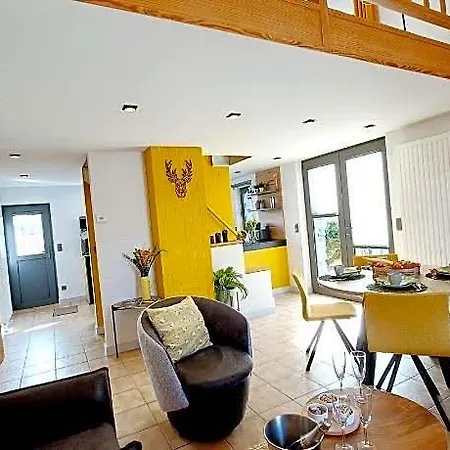 A Brouca - Maison De Отель 2*